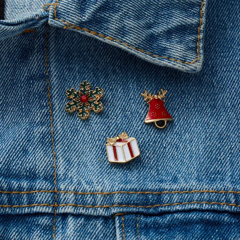 3Pcs Christmas Holiday Themed Enamel Brooch Pins Set