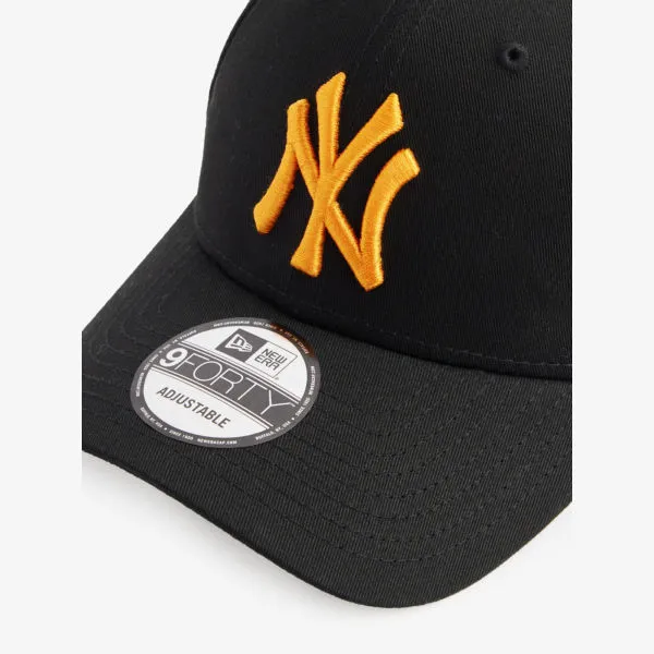 9FORTY New York Yankees MLB New Era Cotton Twill Baseball Cap with Signature Embroidery black