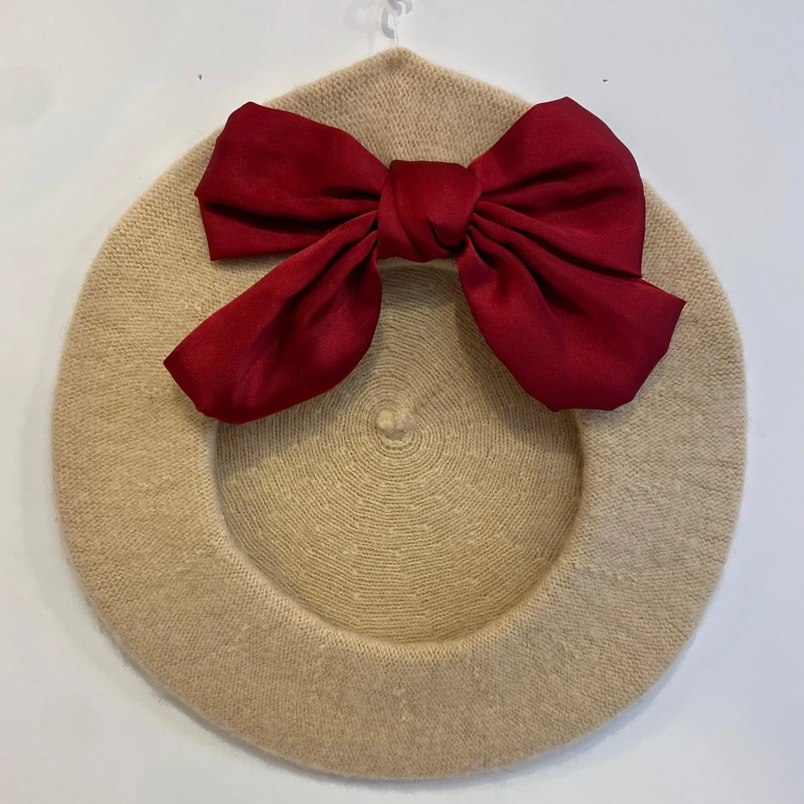 Beret with Bow - Beige and Red