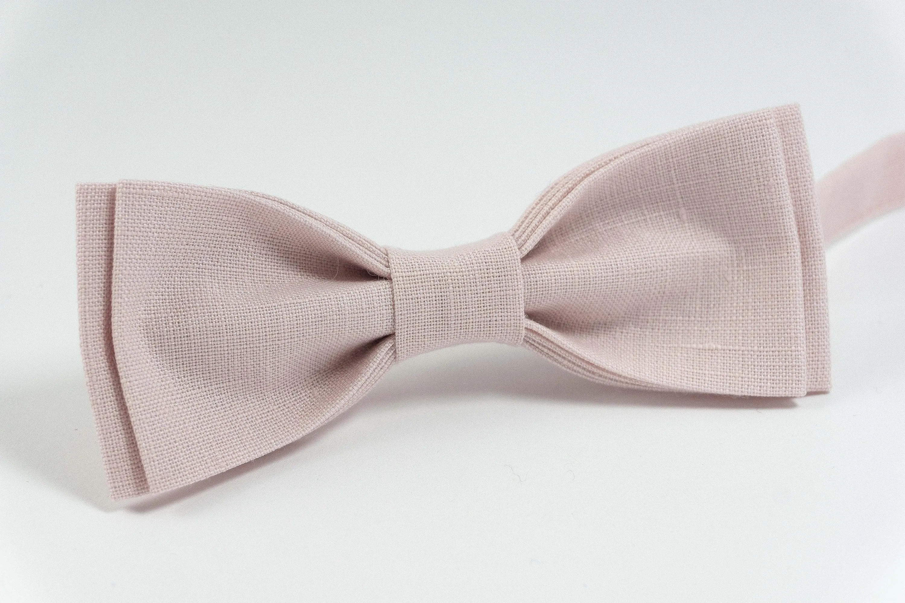 Light dusty rose linen bow tie for boys | Linen wedding bow tie for groomsmen