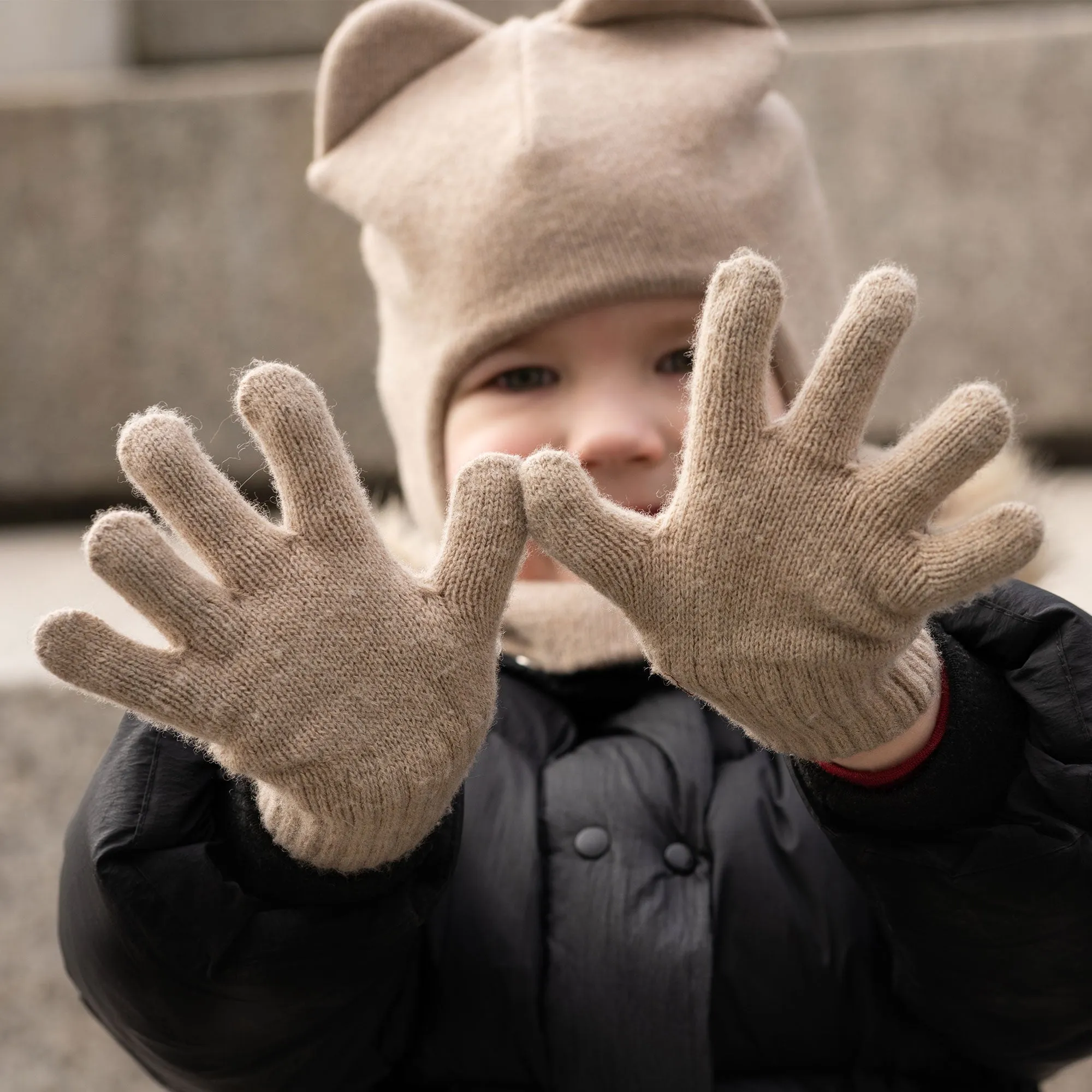 MENIQUE Knit Gloves Cashmere Blend